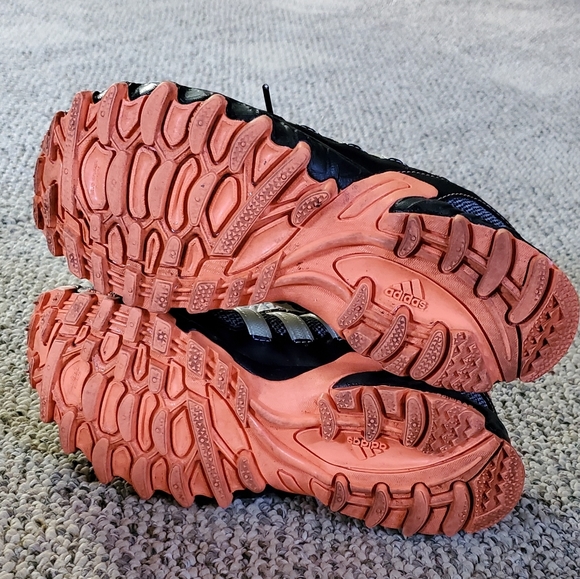 Adidas Running / Trail Running Shoe woman's 6 - Picture 5 of 6